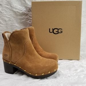 NWT UGG Cam II Chestnut short zip boot